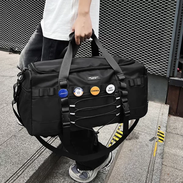 Large Capacity Sports Bag Nylon Waterproof Portable Gym Bags Multifunctional Wear-resistant Reflective Tape for Outdoor Football