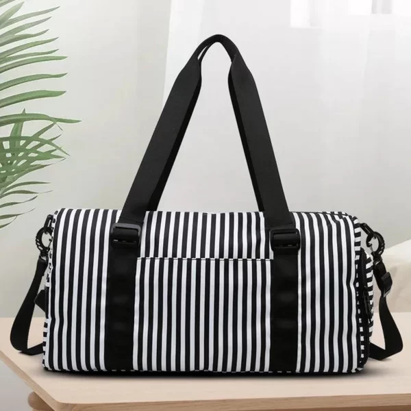 Gym Bag Sports Bag Weekender Bag with Shoe Compartment Waterproof Large Capacity Fitness Bag Outdoor Yoga Exercise Travel Bag
